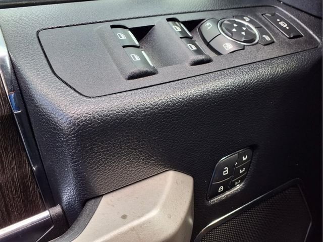 Used 2020 White Ford Lariat image 24