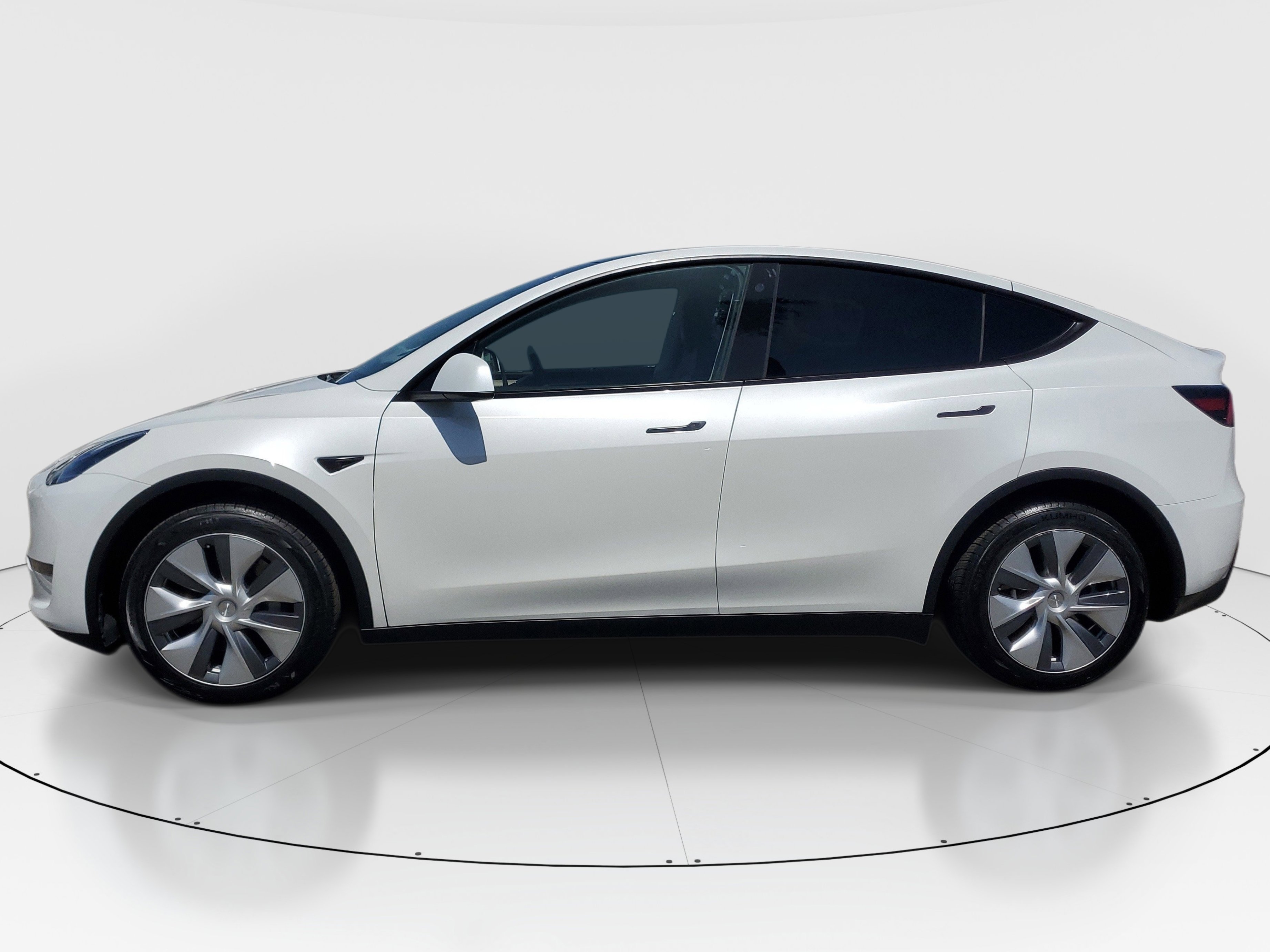 Used 2023 Tesla Model Y Long Range with VIN 7SAYGDEE1PA102476 for sale in Fontana, CA