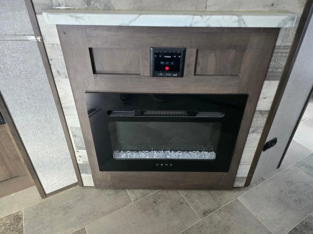 Used 2021 White Coleman  image 25