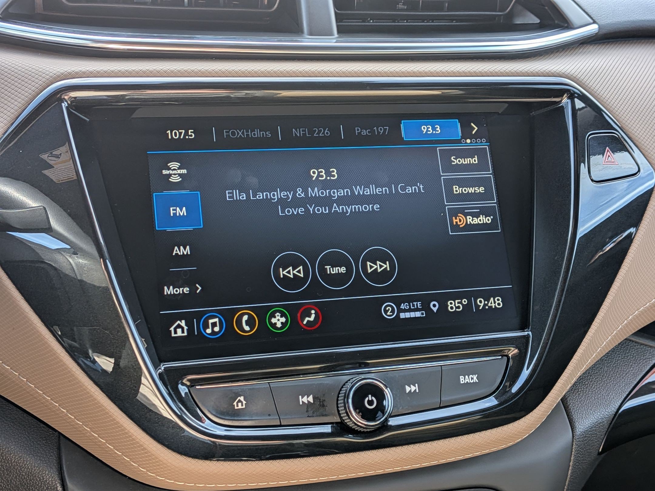 Certified Used 2022 Summit White Chevrolet ACTIV image 20