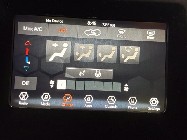 Used 2019 Black Jeep Latitude image 34