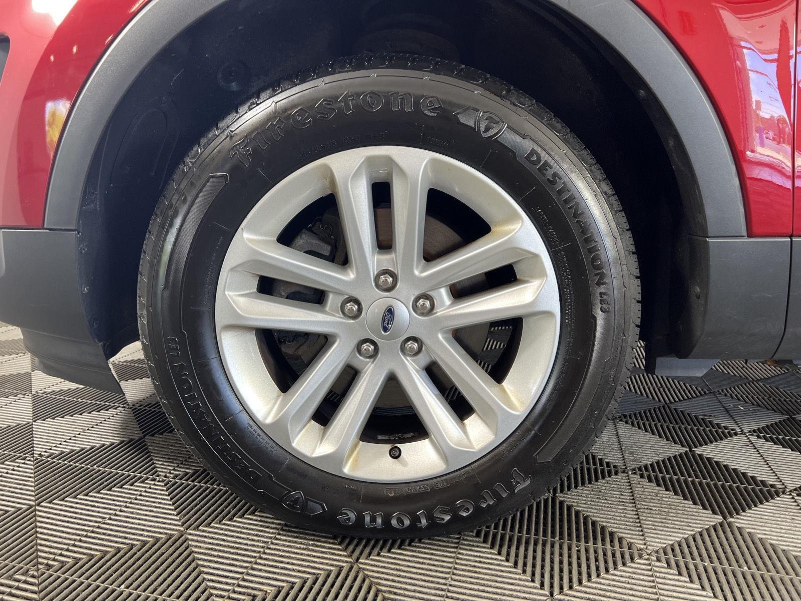 Used 2017 Ruby Red Metallic Ford  image 32