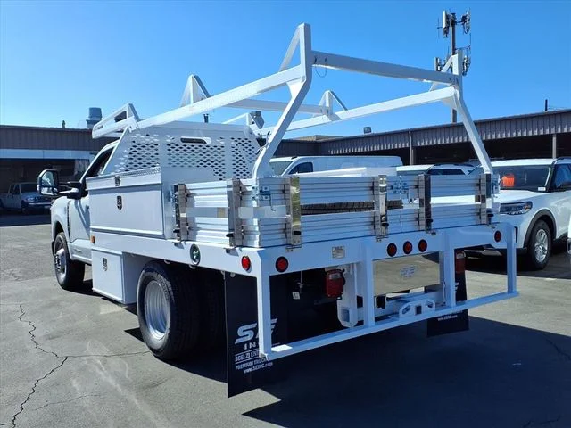 New 2024 Oxford White Ford XL image 4