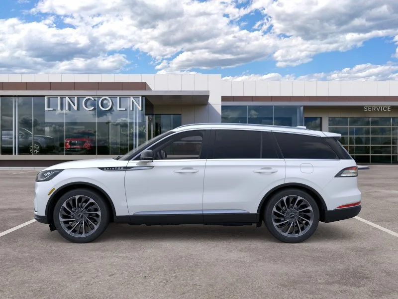 New 2026 Pristine White Metallic Tri-Coat Lincoln Reserve® image 3