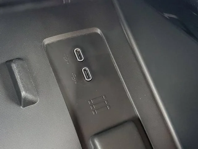 New 2026 Carpeted floor covering Chevrolet LT - Extended Range image 28
