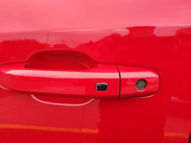 Used 2023 Red GMC Elevation image 9