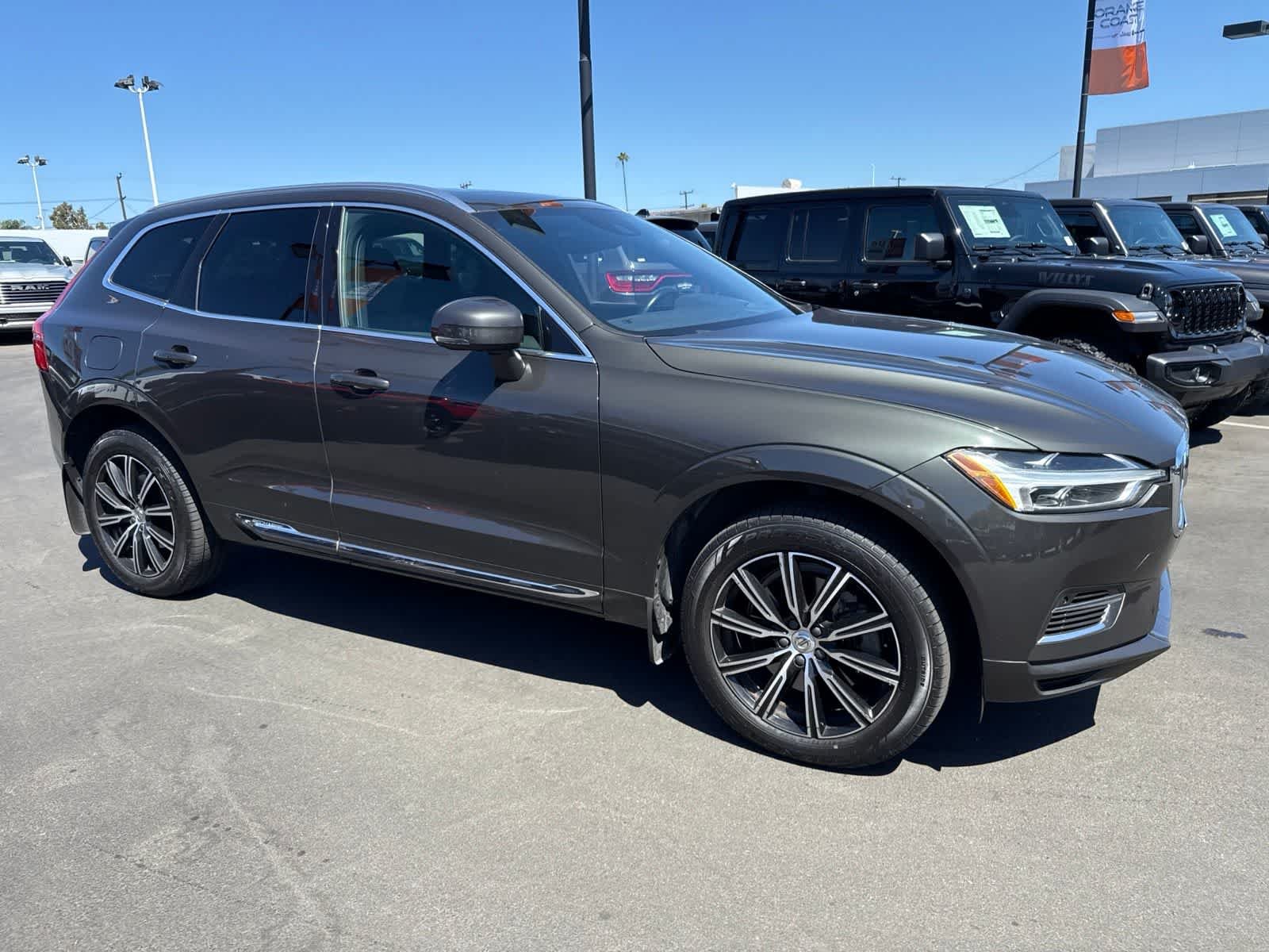 Used 2021 Gray Volvo Inscription image 13
