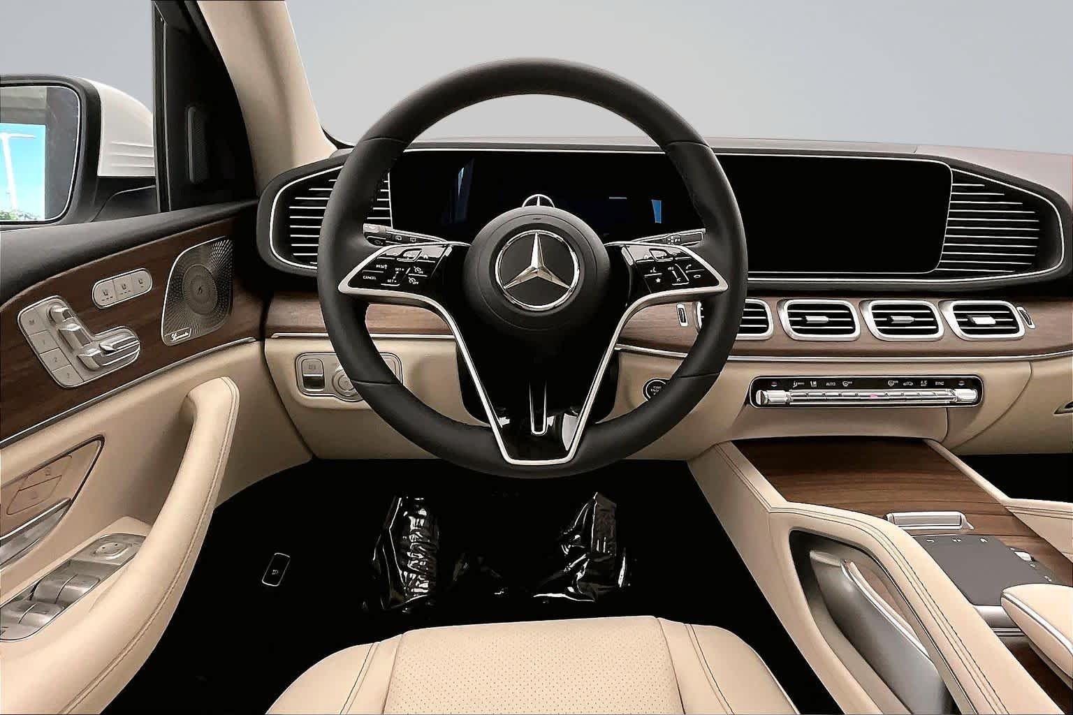 New 2026 Polar White Mercedes-Benz GLE 350 image 15