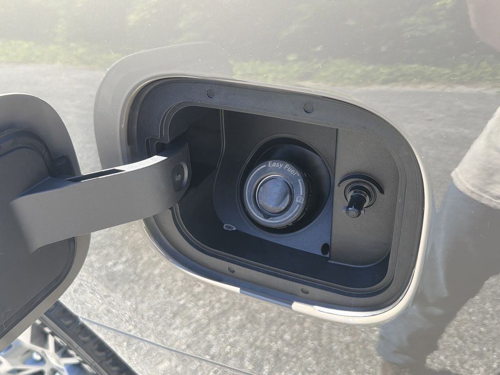 New 2026 Gray Ford Platinum image 28