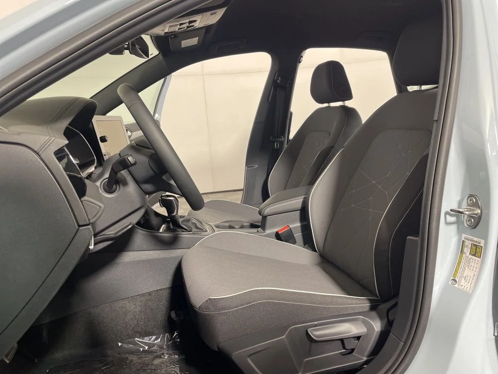 2026 Volkswagen Jetta Sport - Photo 10