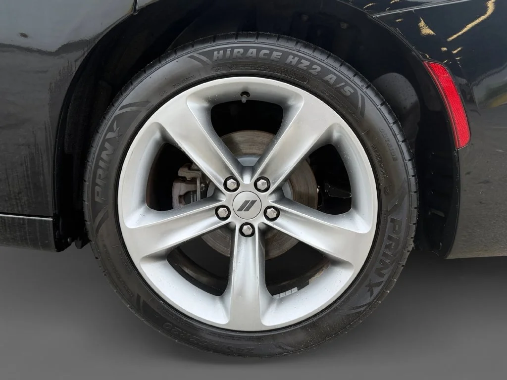 Used 2018 Black Dodge R/T image 17