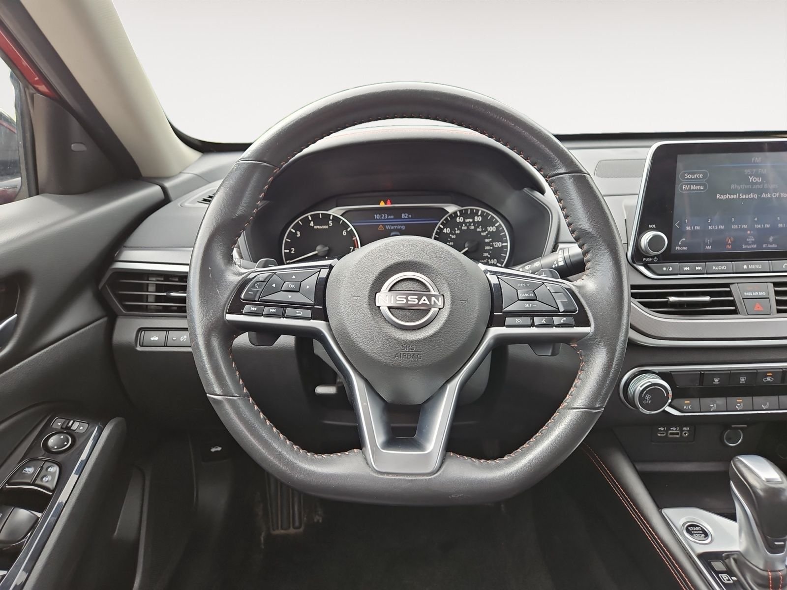 Used 2024 Red Nissan 2.5 SR image 12