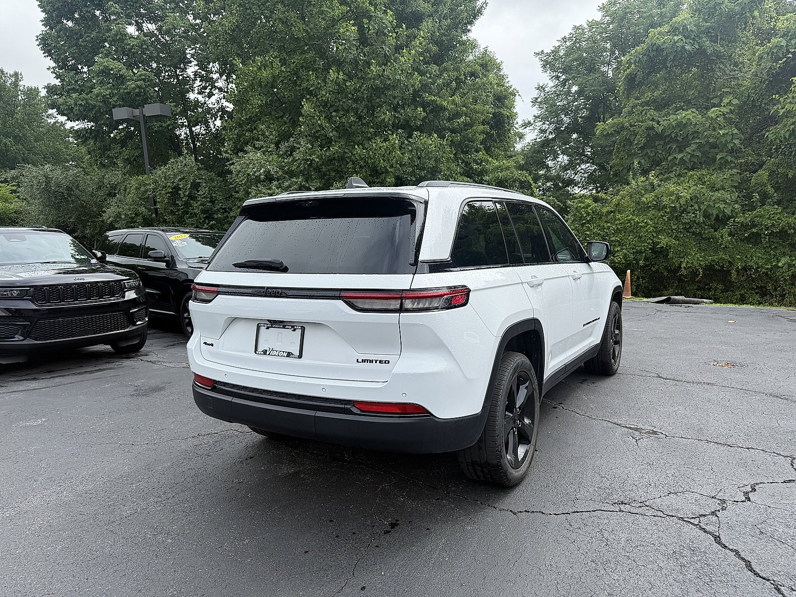 Used 2025 Bright White Clearcoat Jeep Limited image 6