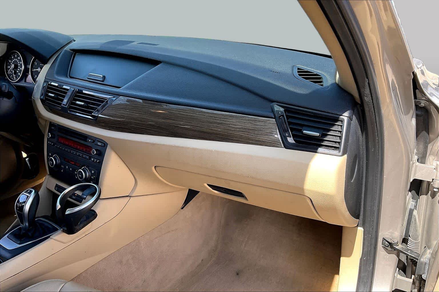 Used 2014 Sparkling Bronze Metallic BMW sDrive28i image 16