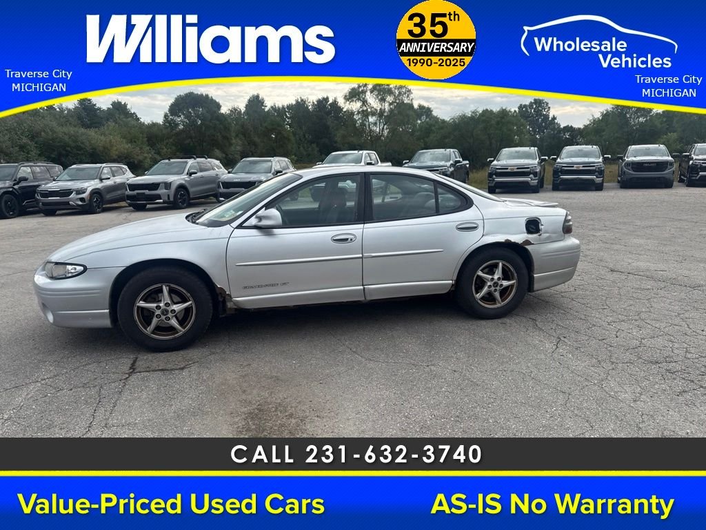 Used 2001 Galaxy Silver Metallic Pontiac GT image 10