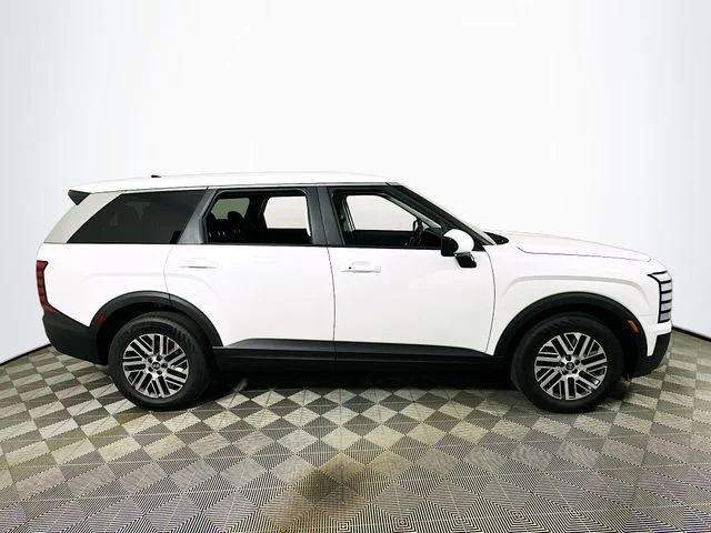 New 2026 White Hyundai SE image 2