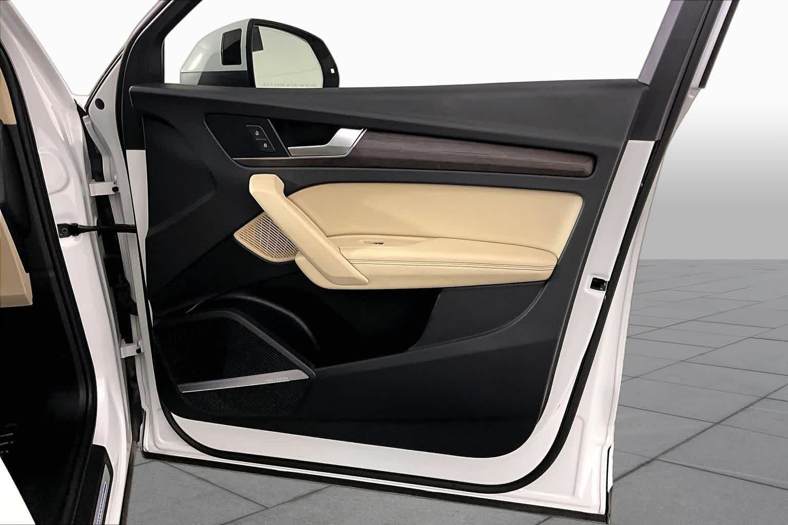 Used 2022 Glacier White Metallic Audi S line Prestige image 21