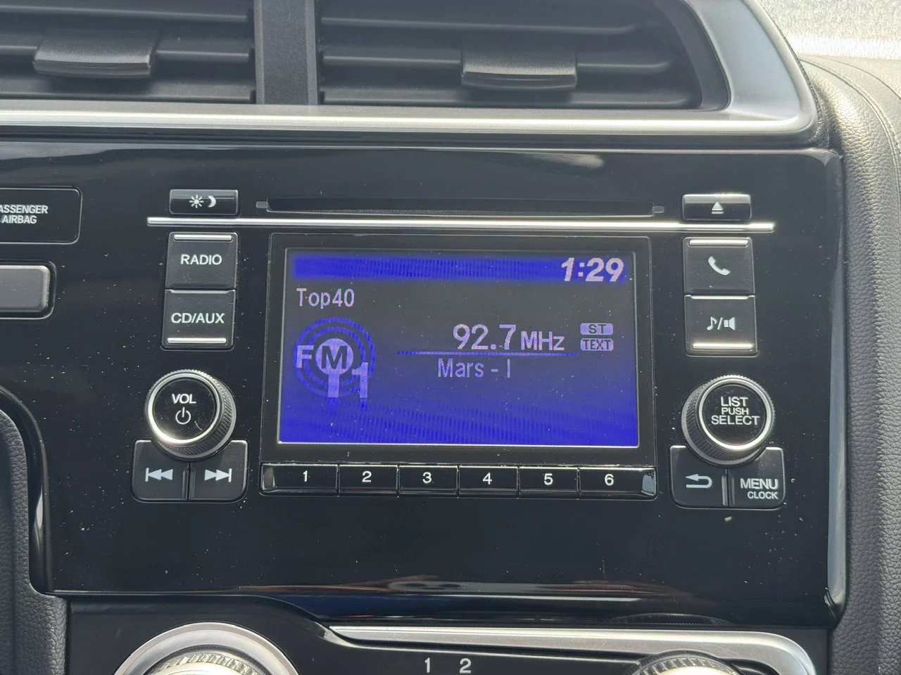 Used 2017 Red Honda LX image 18