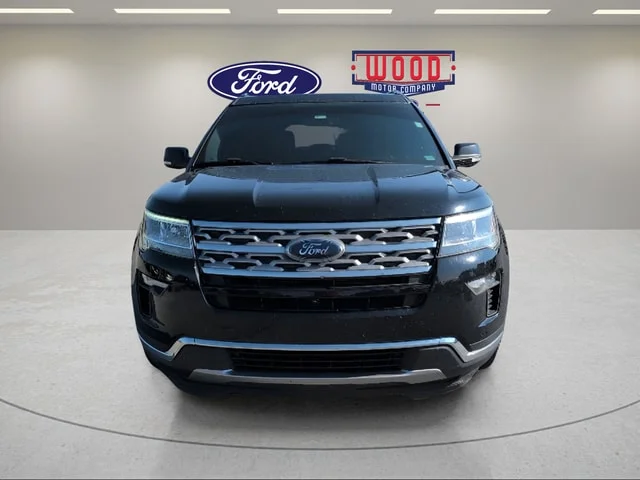Used 2018 Shadow Black Ford Limited image 8