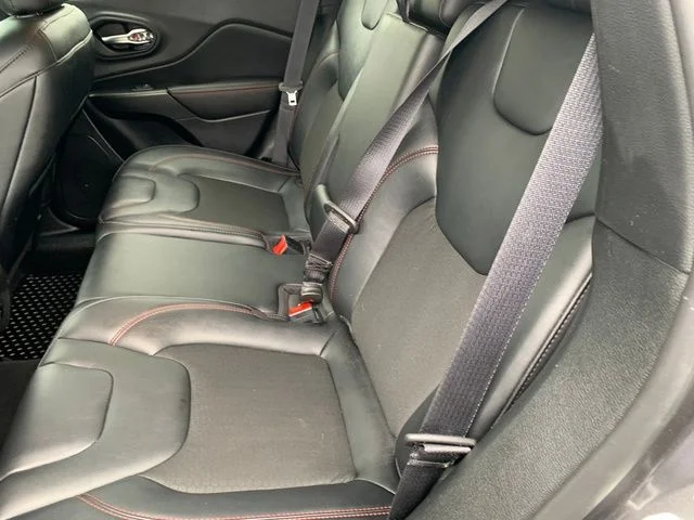 Used 2022 Gray Jeep Trailhawk image 16