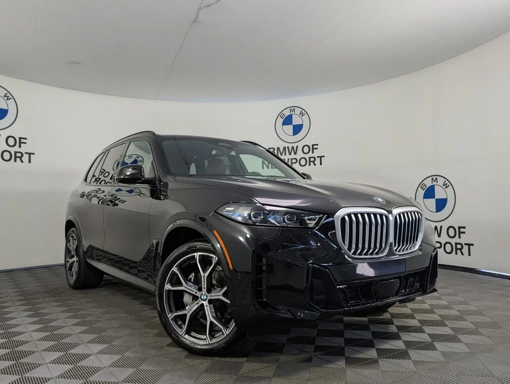 New 2026 Black Sapphire Metallic BMW xDrive40i image 3