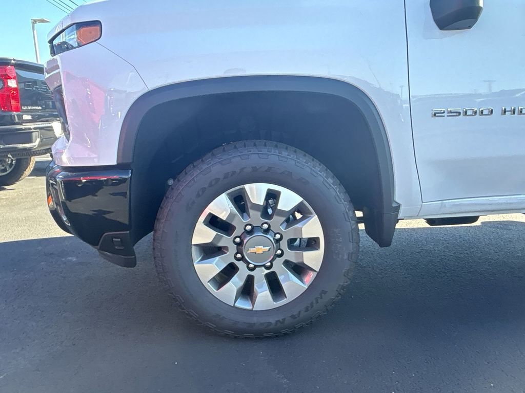 2026 Chevrolet Silverado 2500 HD Custom - Photo 16