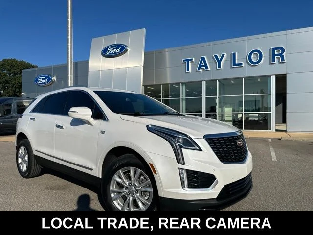 Pre-Owned 2022 Cadillac XT5 Luxury