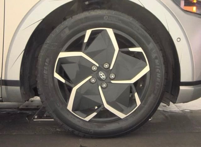 Certified Used 2024 Gold Hyundai Limited image 10