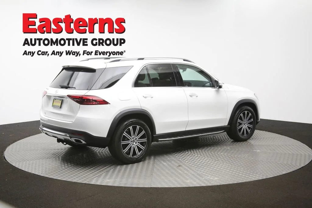 Used 2025 White Mercedes-Benz GLE 450e image 42