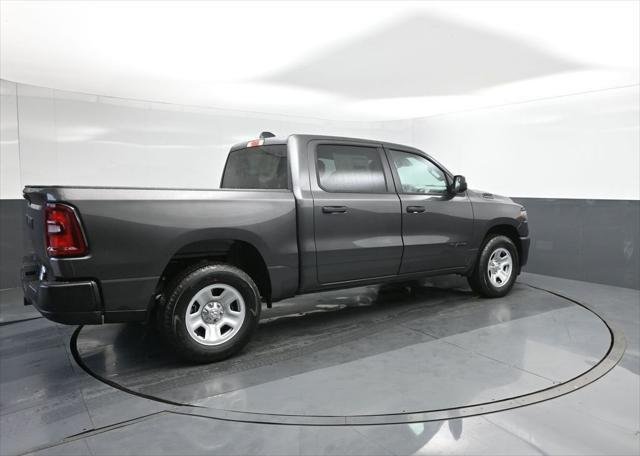 New 2026 Granite Crystal Metallic Clear-Coat Exterior Paint RAM TRADESMAN image 15