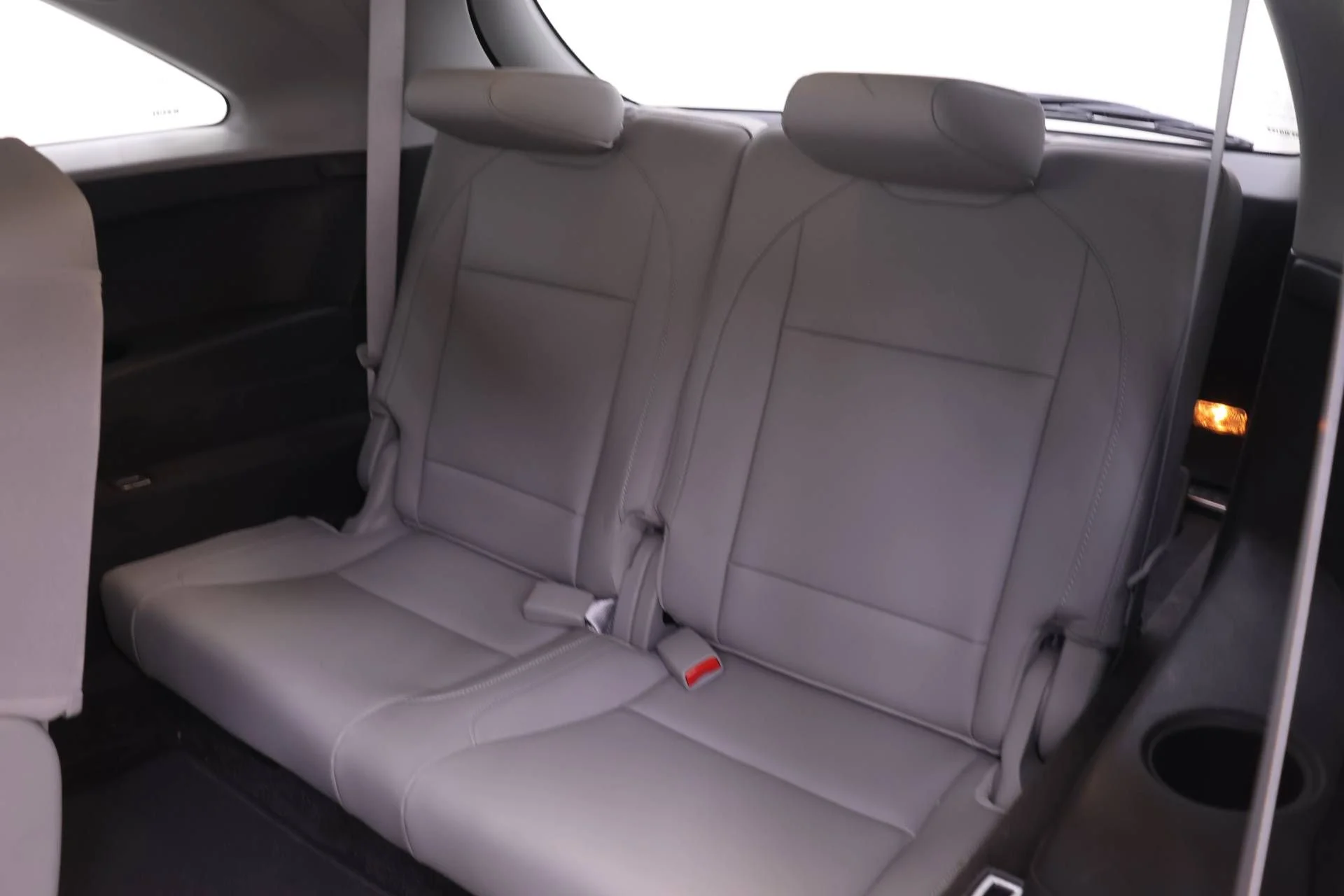 Used 2018 Lunar Silver Metallic Acura 3.5L image 15