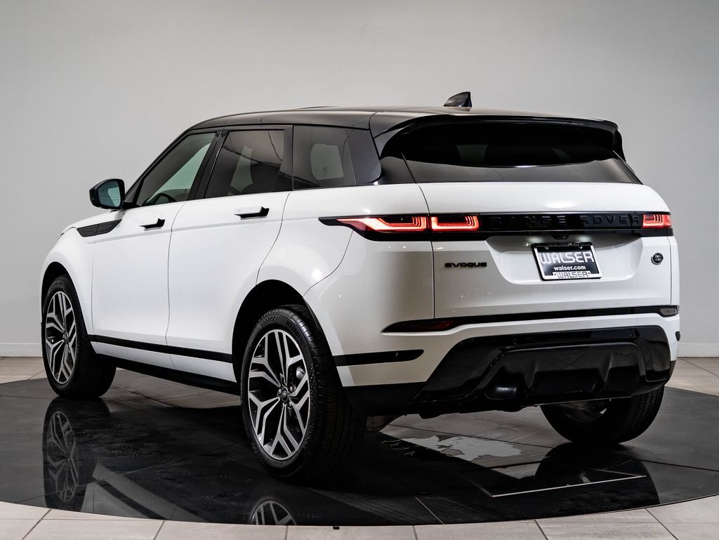 Used 2022 Fuji White Land Rover SE image 6