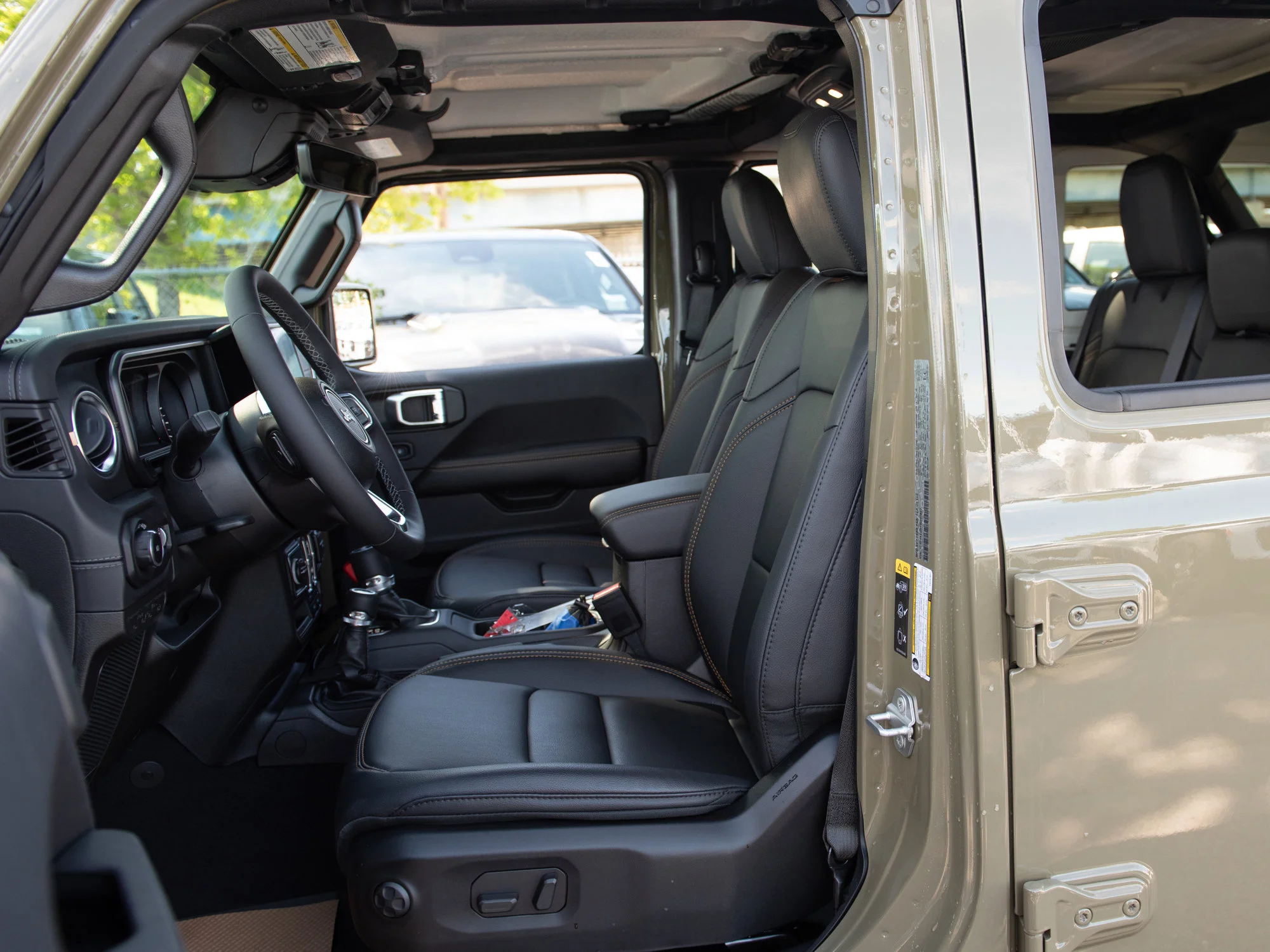 New 2026 41 Jeep Sahara* image 16