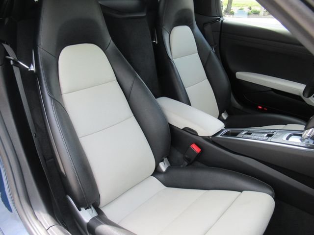 Used 2019 Blue Porsche Base image 11