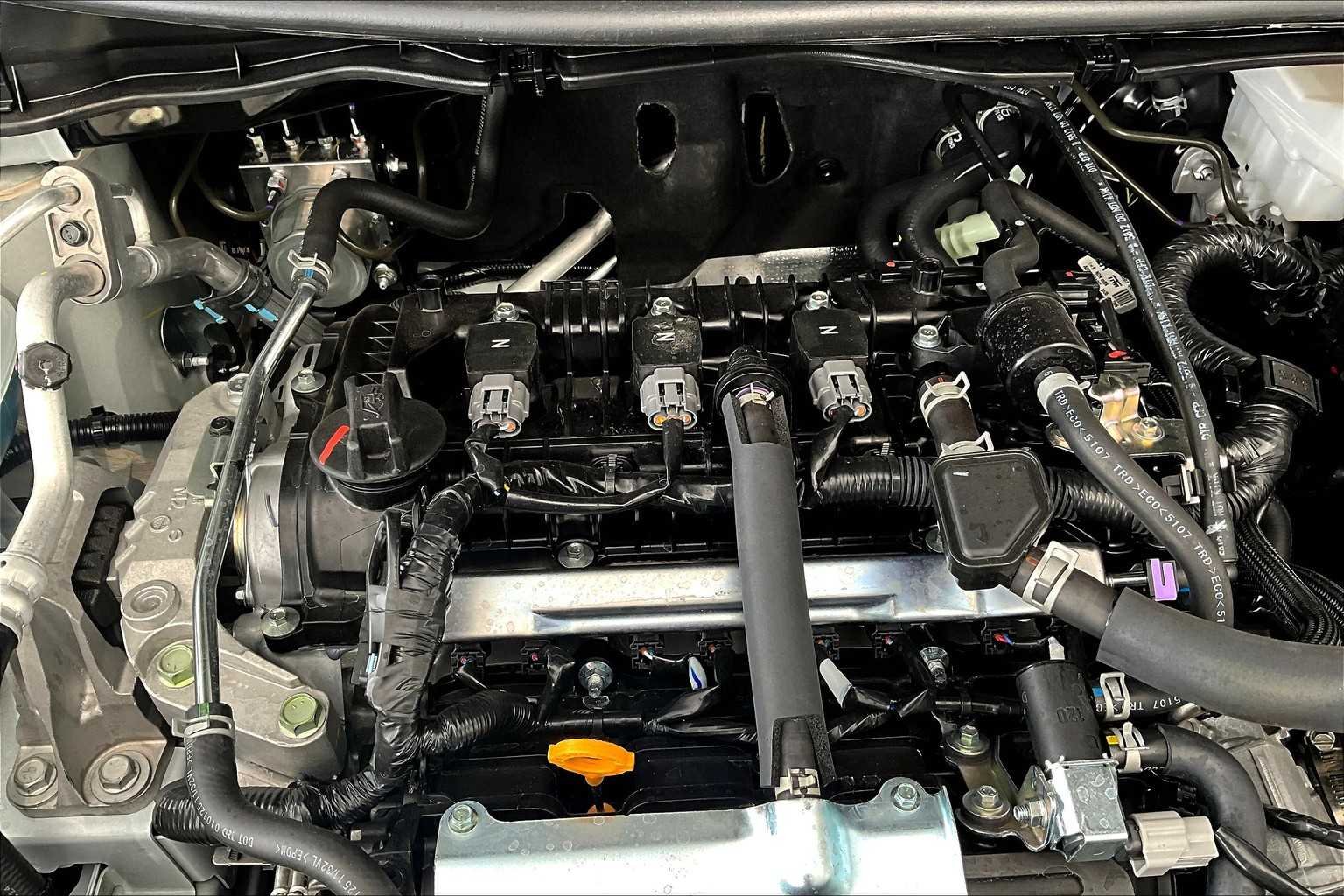 2025 Nissan Versa Sedan SV - Photo 17