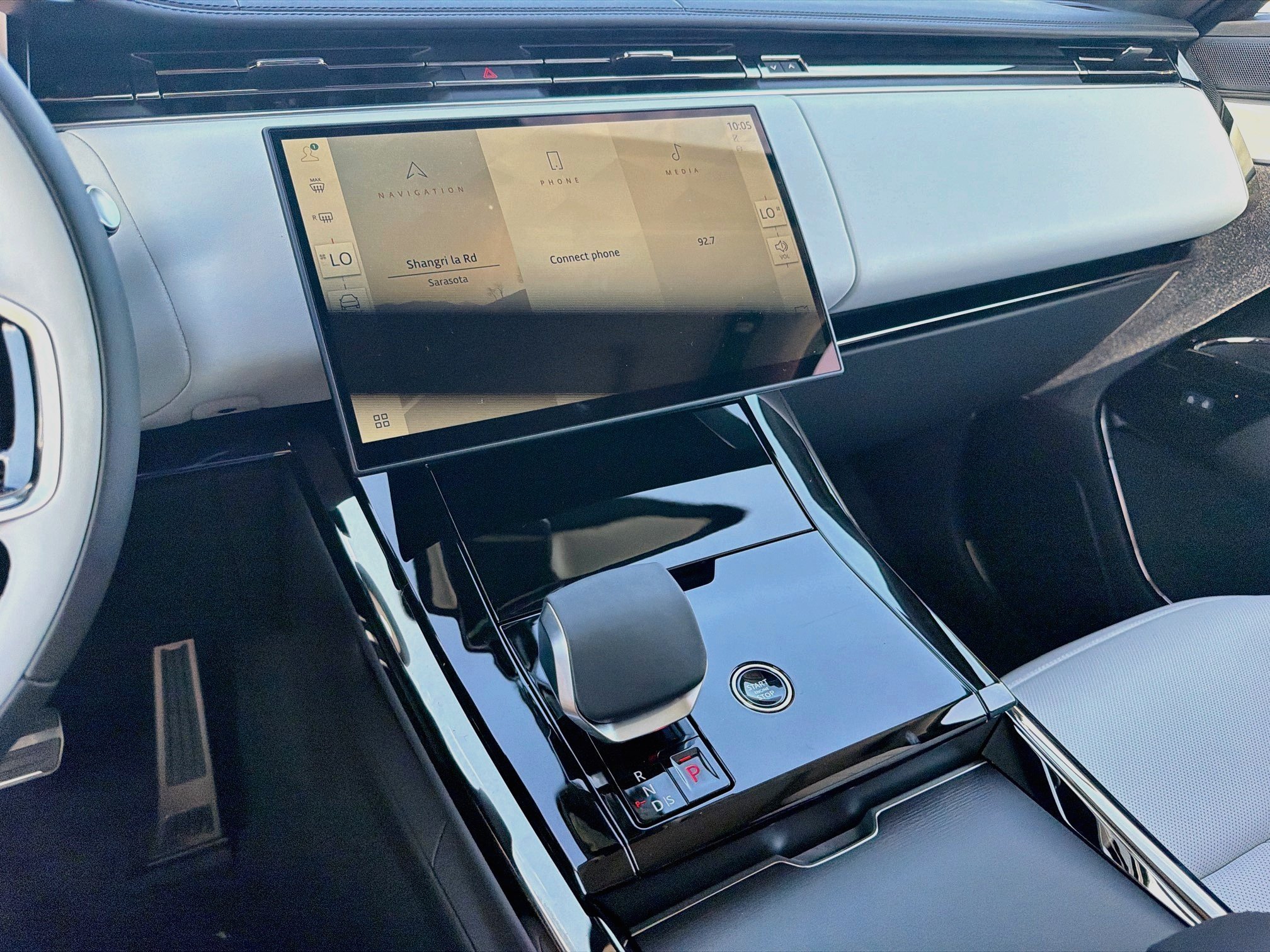 New 2026 Borasco Grey LAND ROVER Autobiography image 29