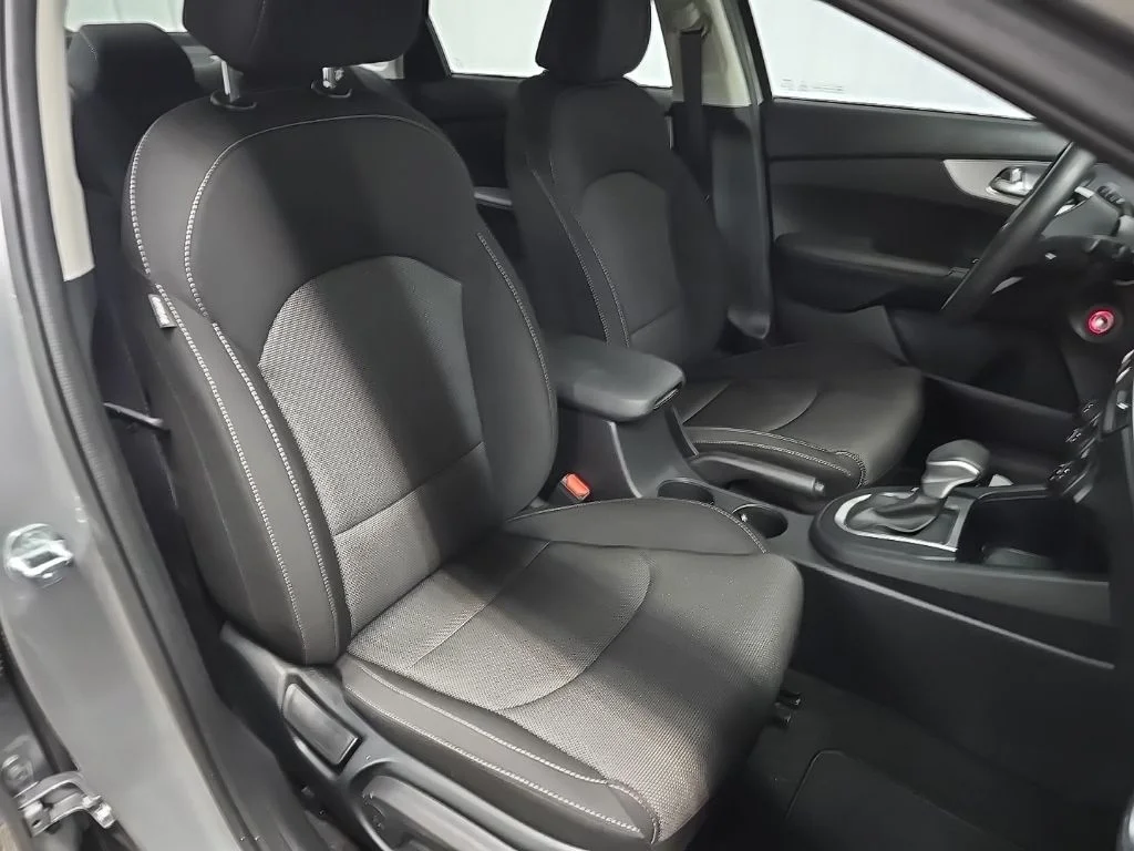 Used 2024 Gray Kia LXS image 14