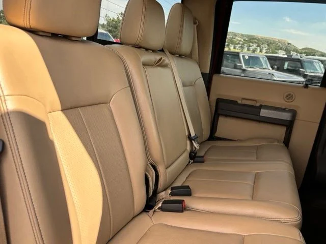 Used 2015  Ford Lariat image 21