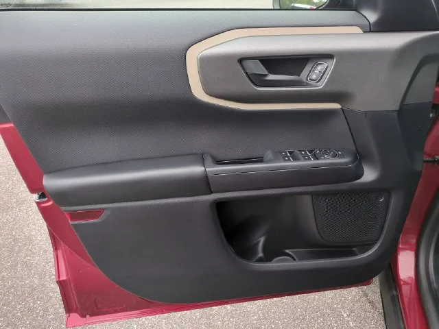Used 2025 Red Ford Big Bend image 12