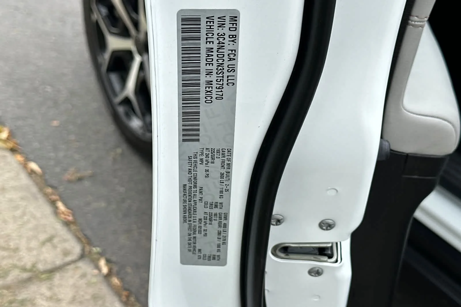 Certified Used 2025 Bright White Clearcoat Jeep Limited image 28