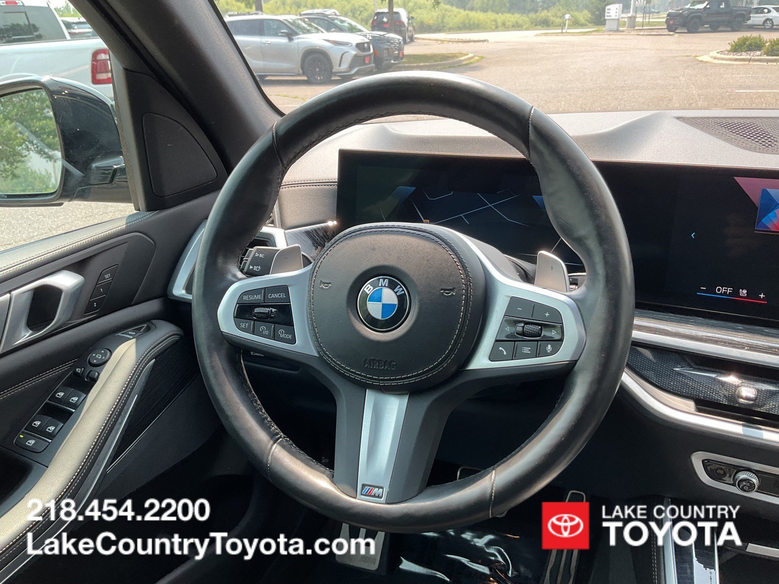 Used 2024 Black BMW xDrive40i image 21