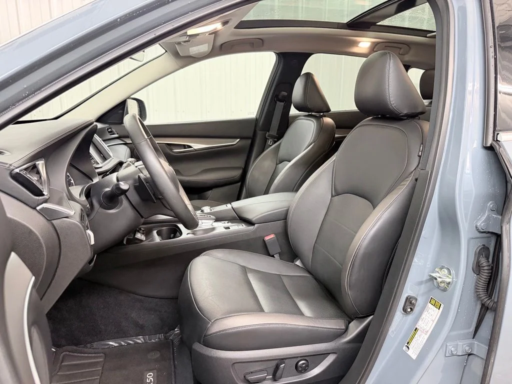 Certified Used 2023 Gray INFINITI LUXE image 13