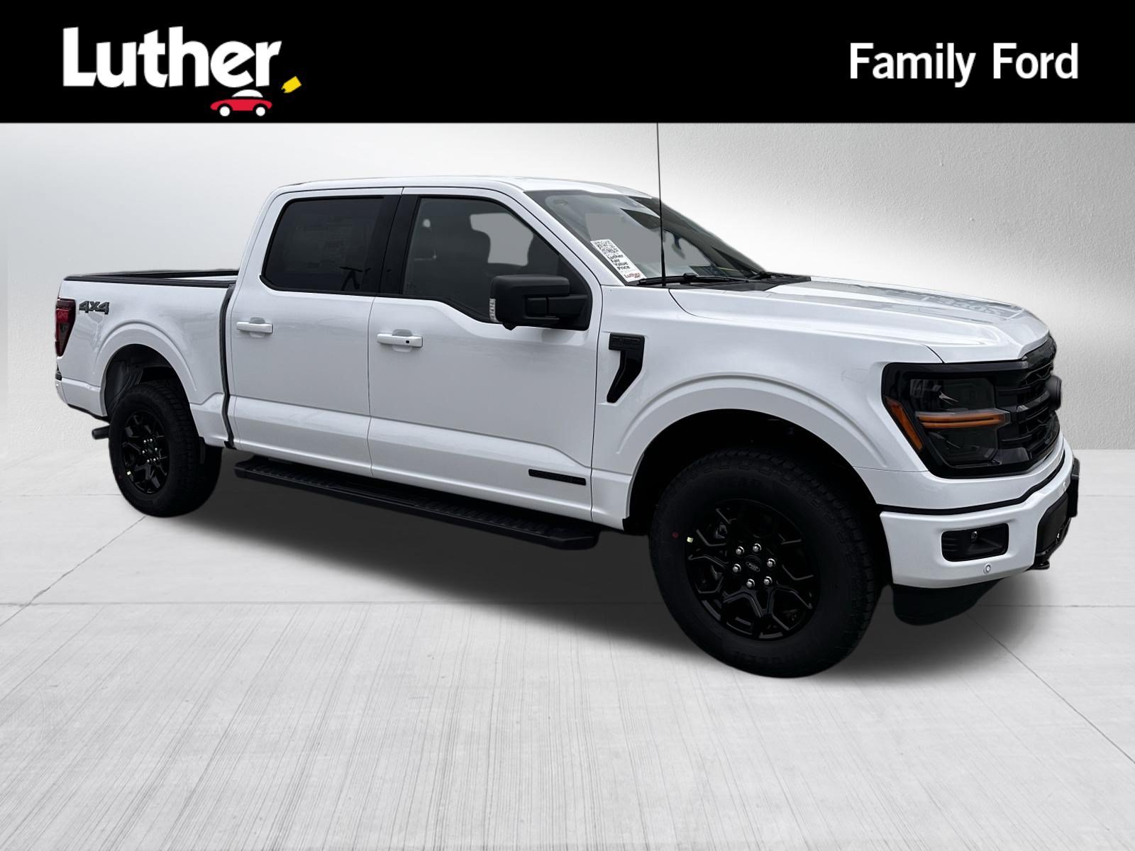 New 2026 Oxford White Ford XLT image 1