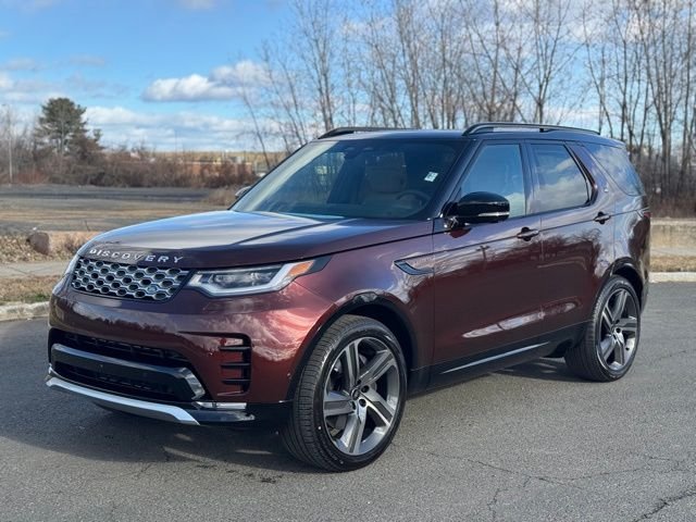 2026 Land Rover Discovery P360 Gemini Edition's photo