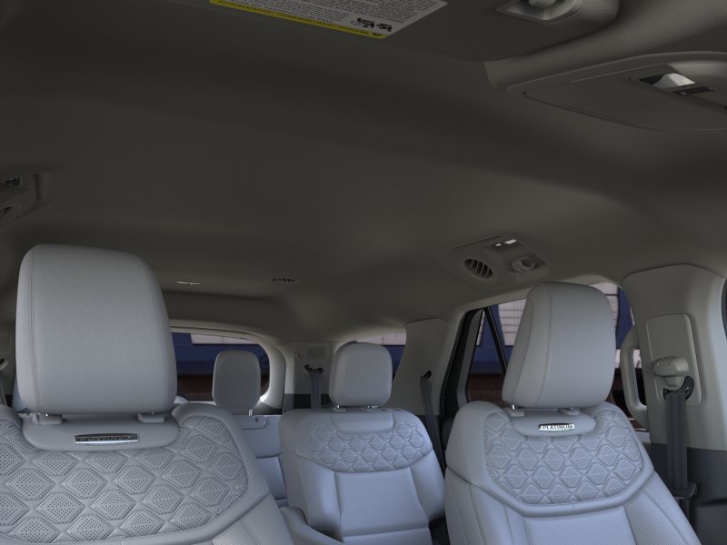 New 2026 Star White Metallic Tri-Coat Ford Platinum™ image 22
