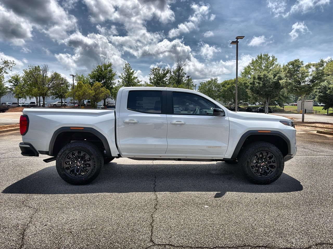 New 2026 Summit White GMC Elevation image 9