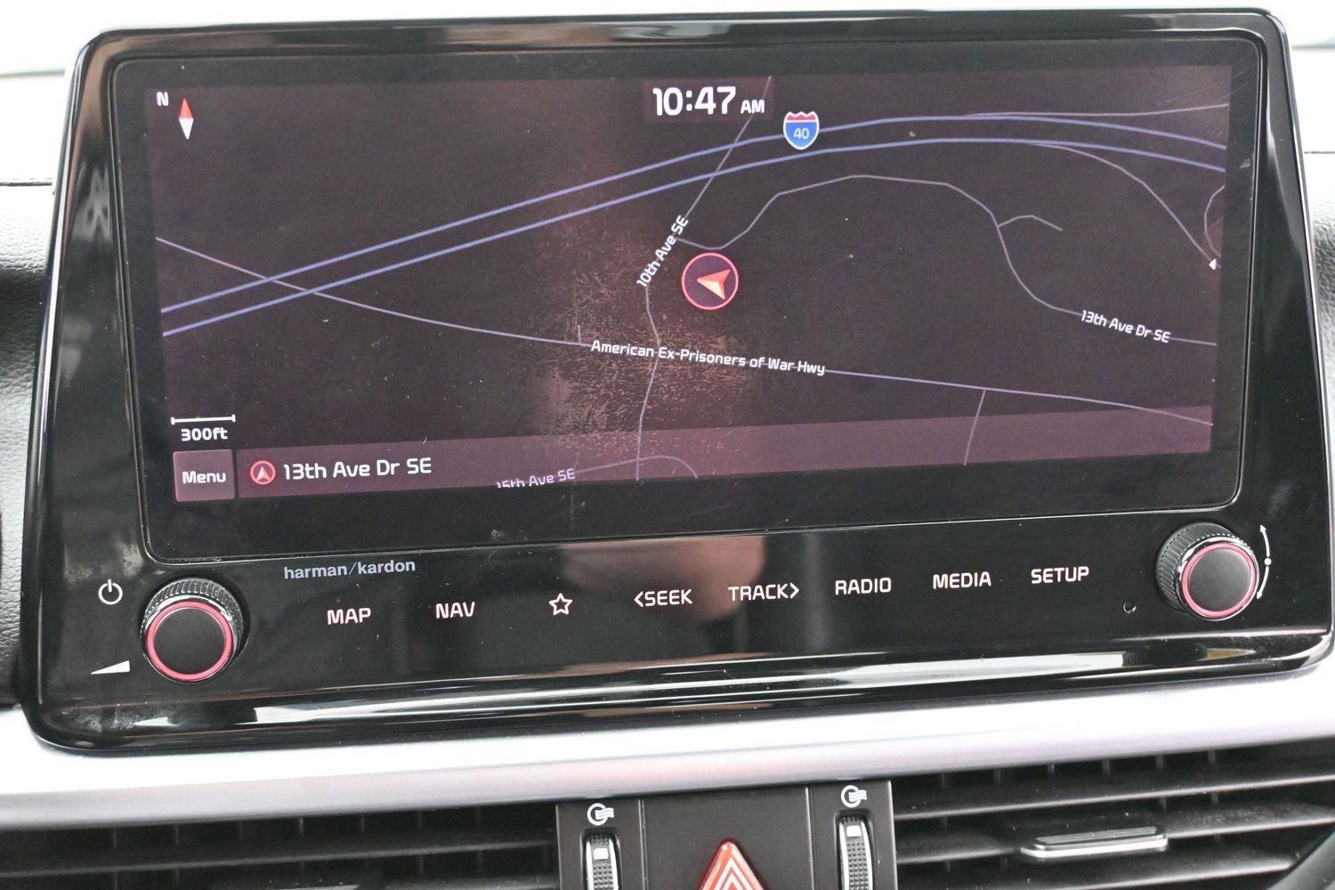 Used 2022 Snow White Pearl Kia GT-Line image 21