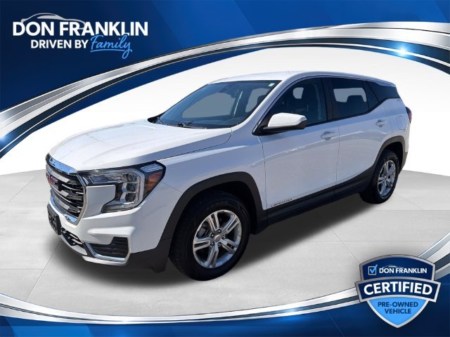 Used 2024 White GMC SLE image 1