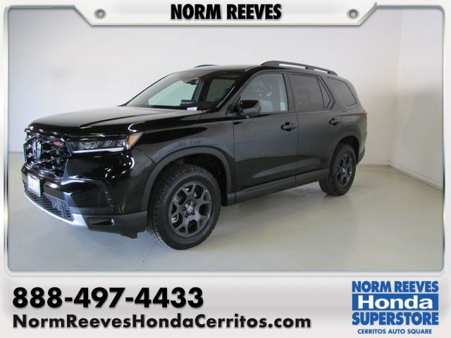 2024 Honda Pilot TrailSport AWD's photo