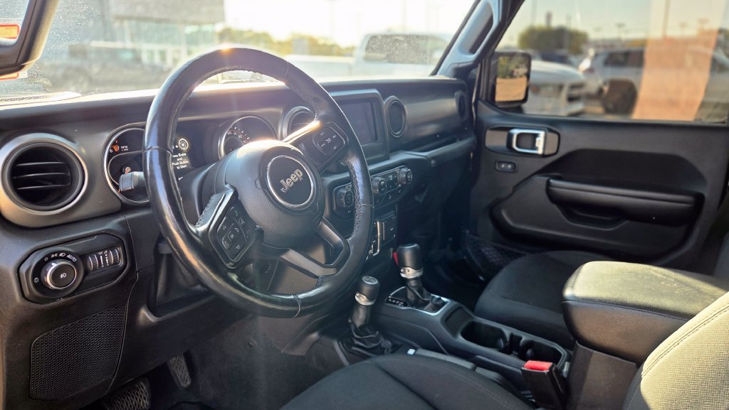 Used 2021 Black Jeep Unlimited Willys image 14